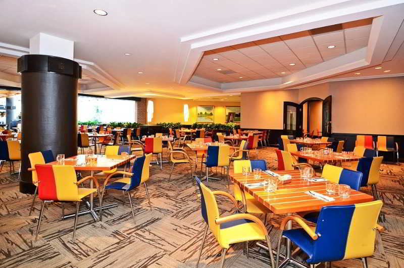 Ramada By Wyndham Buffalo Downtown Екстер'єр фото