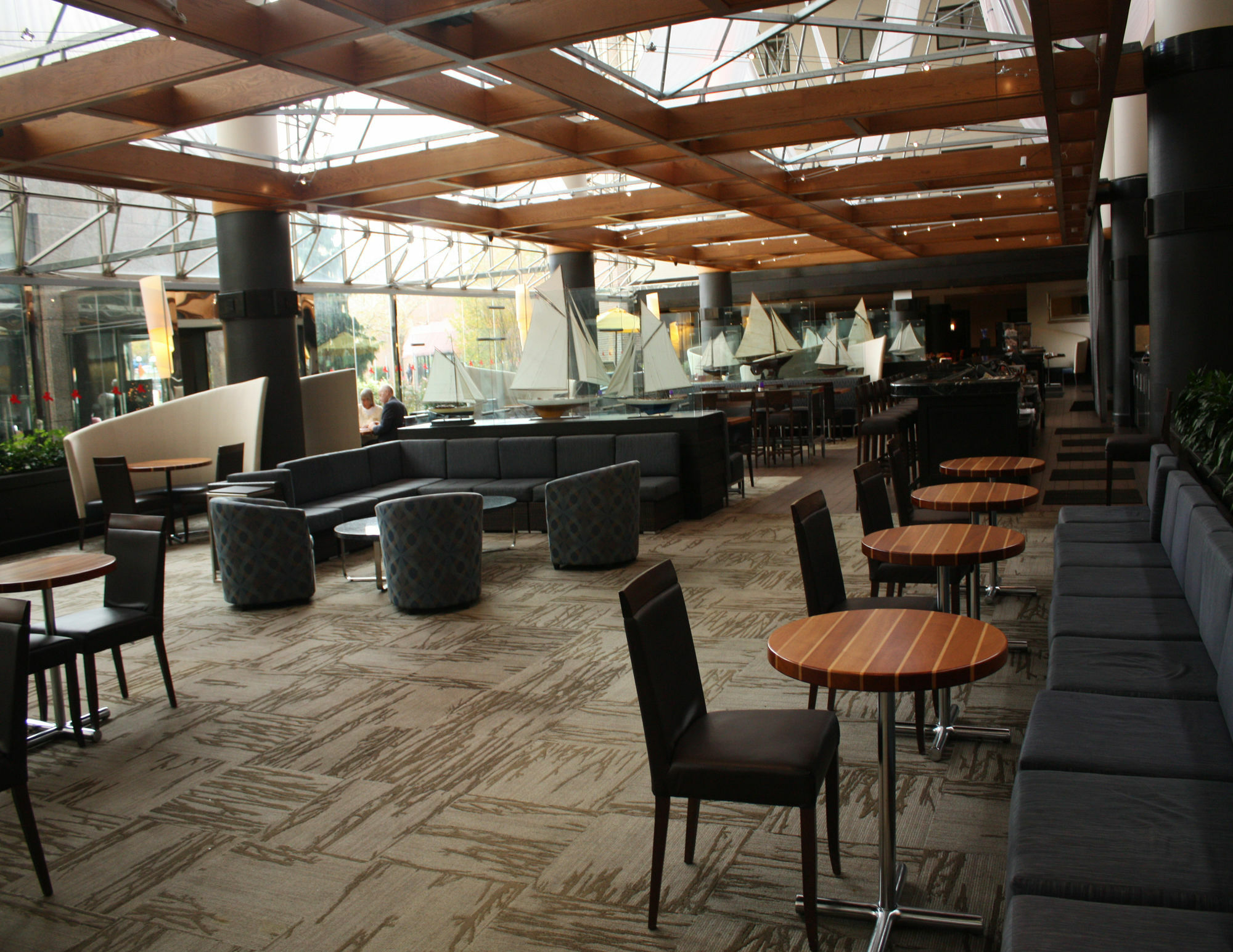 Ramada By Wyndham Buffalo Downtown Екстер'єр фото